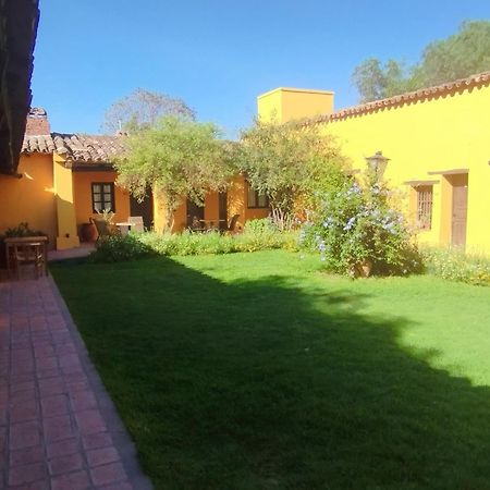 La Casona De Moldes Hotell Coronel Moldes Eksteriør bilde