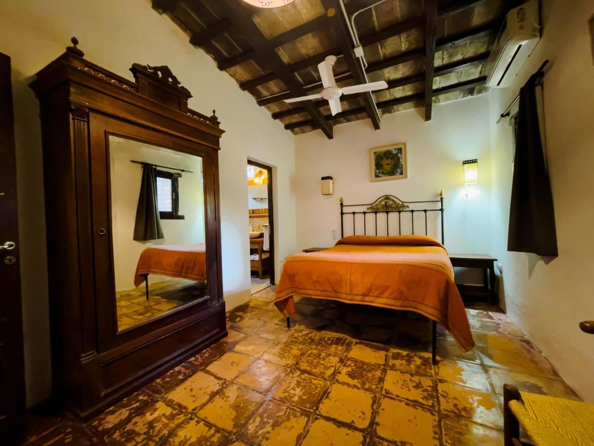 La Casona De Moldes Hotell Coronel Moldes Eksteriør bilde