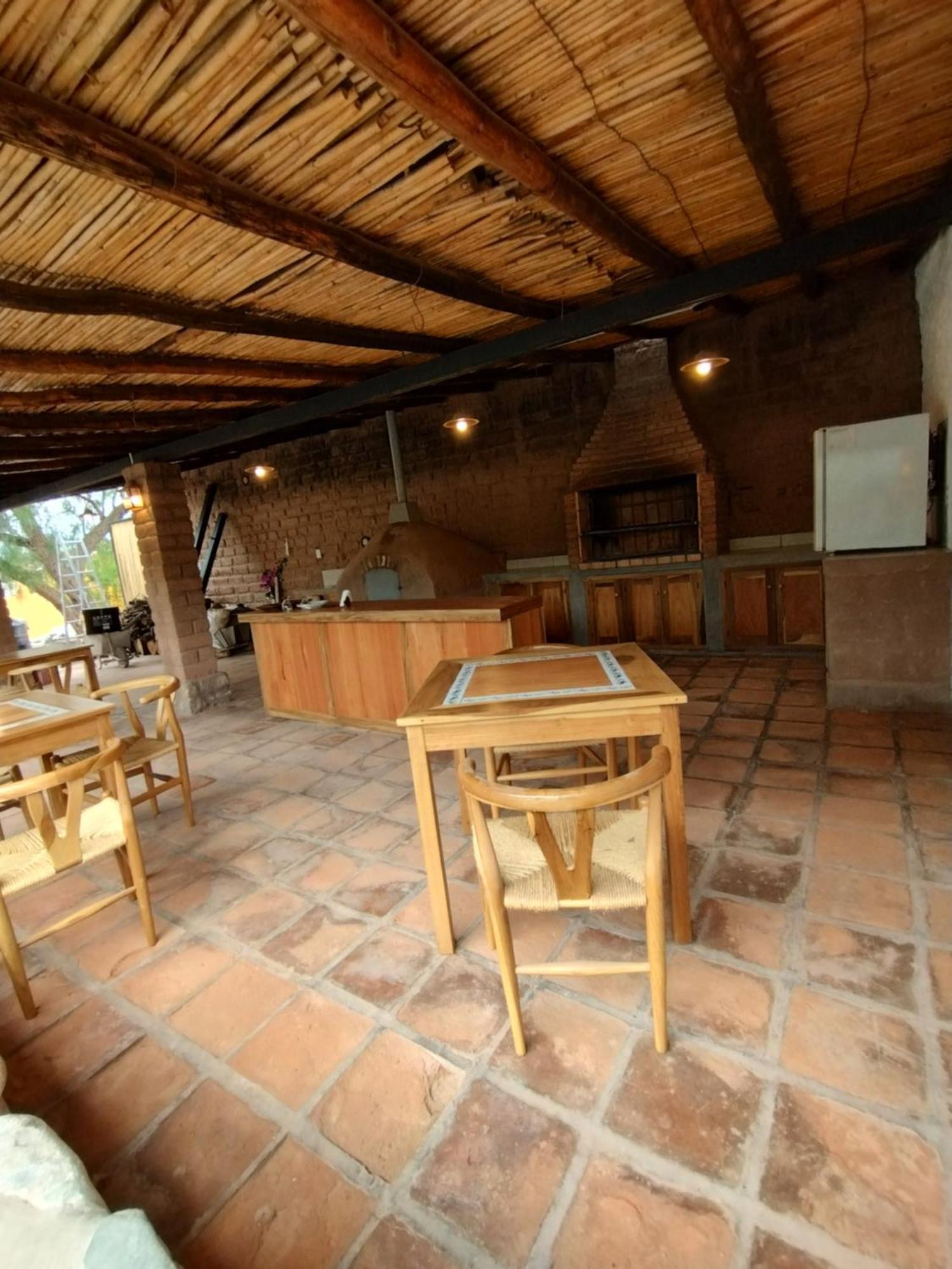 La Casona De Moldes Hotell Coronel Moldes Eksteriør bilde